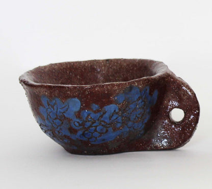 Tasse demoiselle en grès, café ou thé petite contenance.